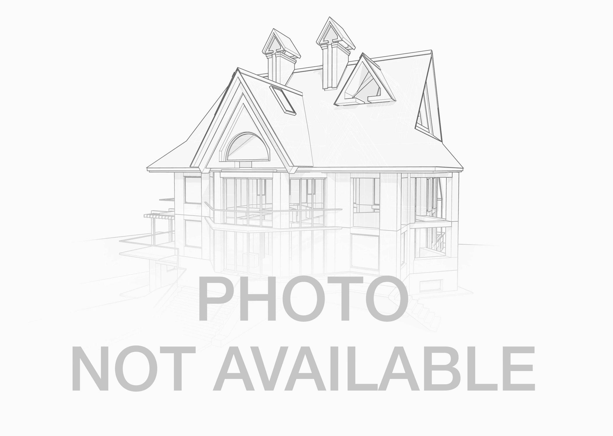 720 St. Andrews Lane 
